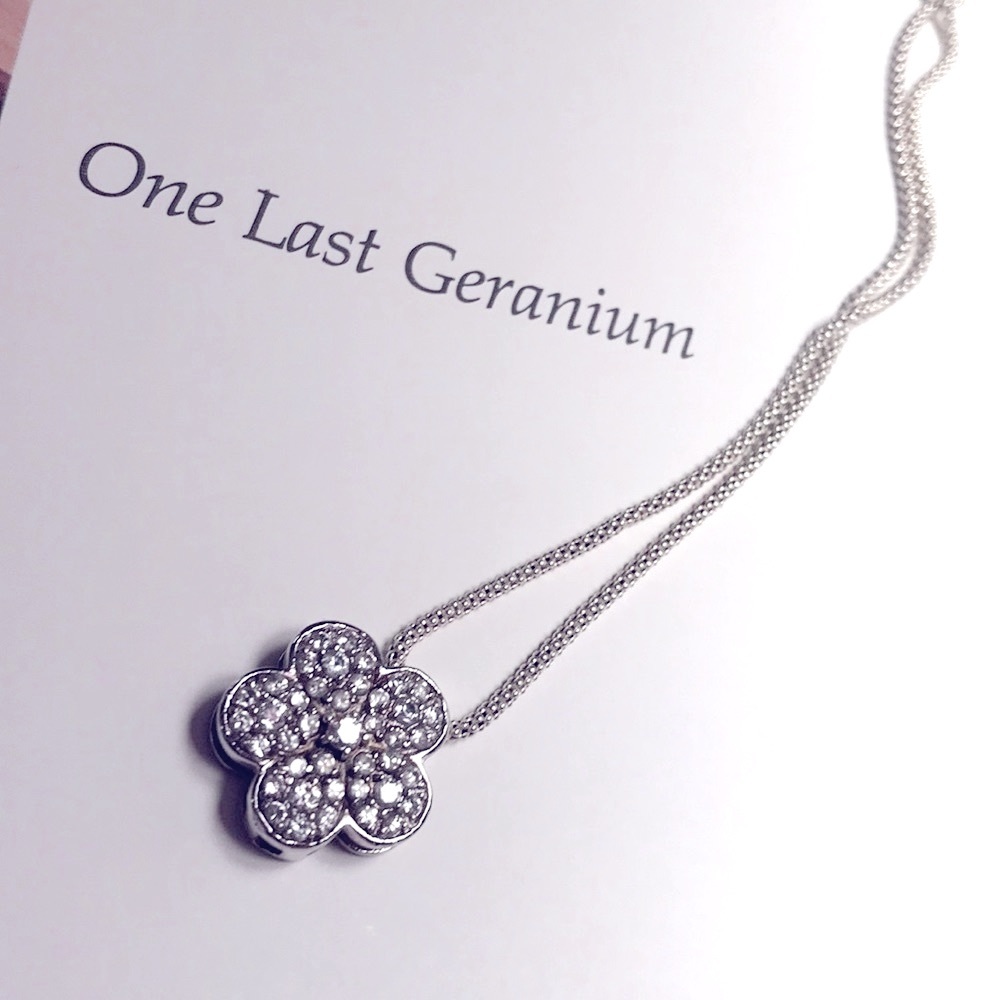 Daisy Cluster Necklace